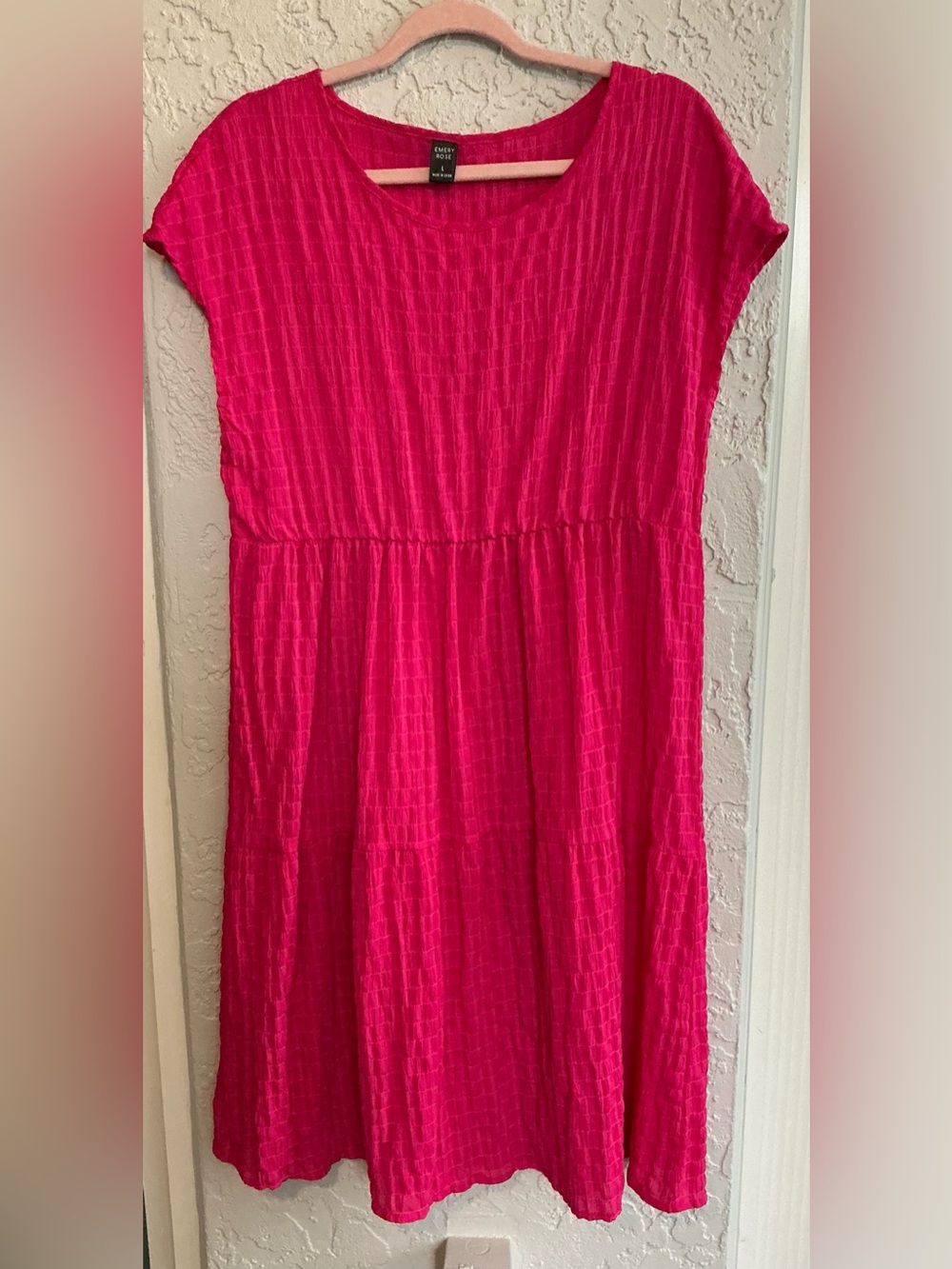 Emery Rose Bright Pink Women's Tiered Dress